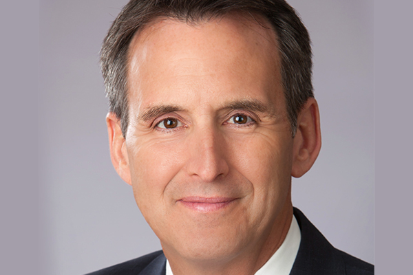 Pawlenty makes run for governor official