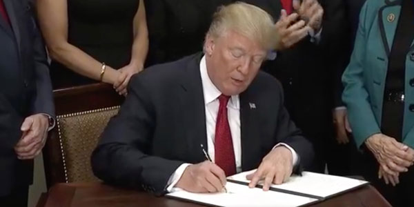 Trump signs order expanding association health plans