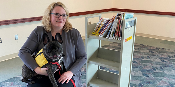 VP and her pooch encourage reading